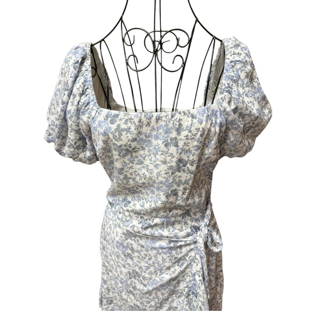 Trixxi Cream and Light Blue Puff-Sleeve Wrap Floral Mini Dress Small - Picture 5 of 9
